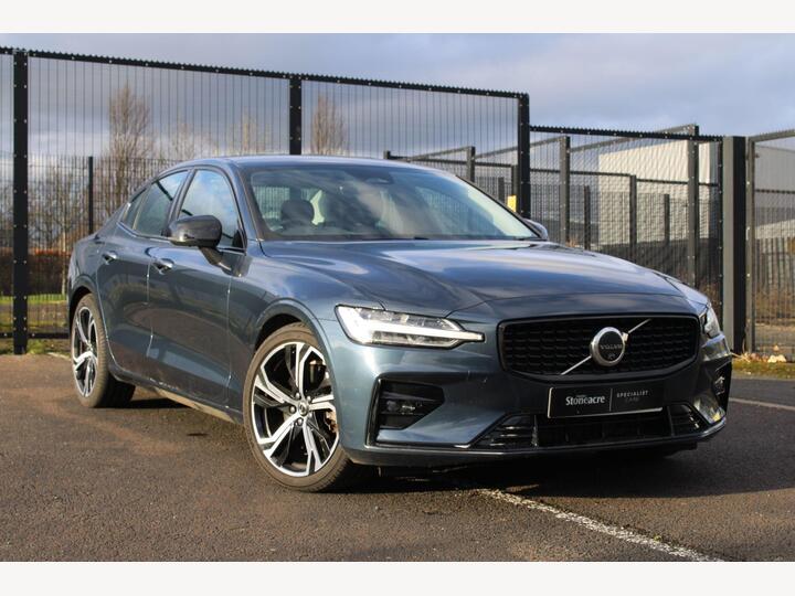 Volvo S60 2.0 B5 MHEV Plus Auto AWD Euro 6 (s/s) 4dr