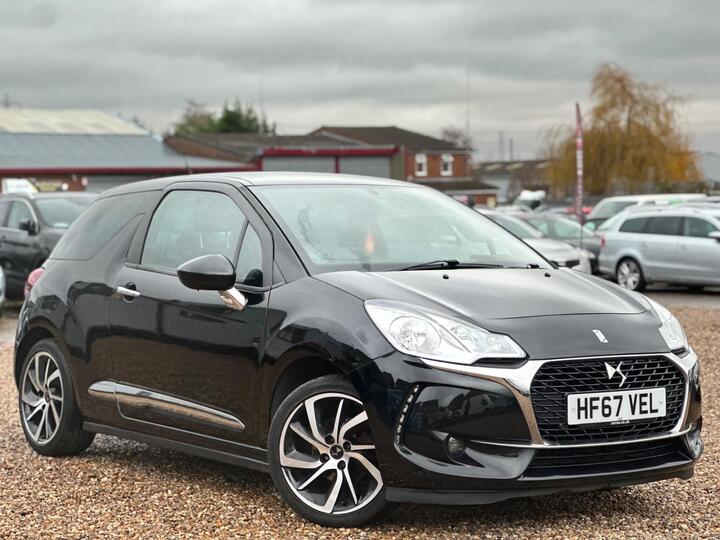 DS AUTOMOBILES DS 3 1.2 PureTech Connected Chic Euro 6 3dr DS AUTOMOBILES DS 3 1.2 PureTech Connected Chic Euro 6 3dr