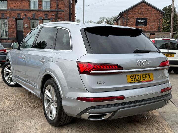 Audi Q7 3.0 TFSIe V6 55 S Line Tiptronic Quattro Euro 6 (s/s) 5dr 17.9kWh