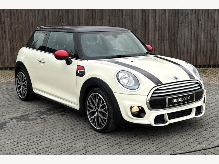 MINI Hatch 1.5 Cooper Auto Euro 6 (s/s) 3dr