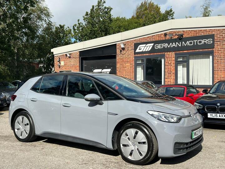 Volkswagen ID.3 Pure Performance 45kWh Life Auto 5dr