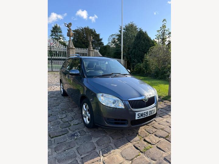 Skoda Fabia 1.6 16V 2 Tiptronic 5dr