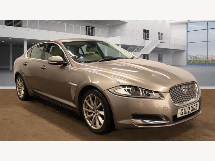 Jaguar XF 2.2d Premium Luxury Auto Euro 5 (s/s) 4dr