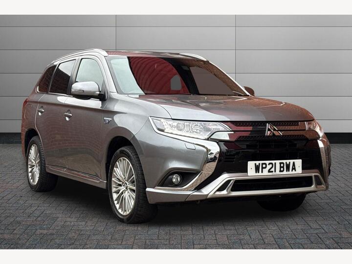 Mitsubishi Outlander 2.4h TwinMotor 13.8kWh Dynamic CVT 4WD Euro 6 (s/s) 5dr