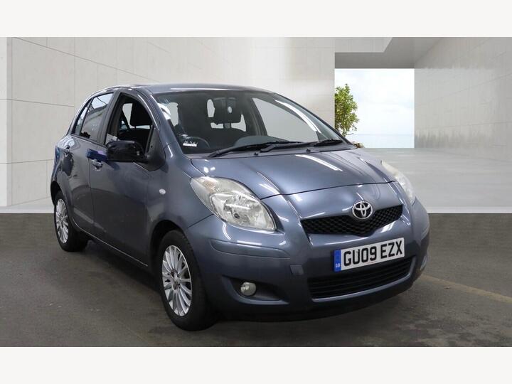 Toyota Yaris 1.33 Dual VVT-i SR Euro 4 (s/s) 5dr