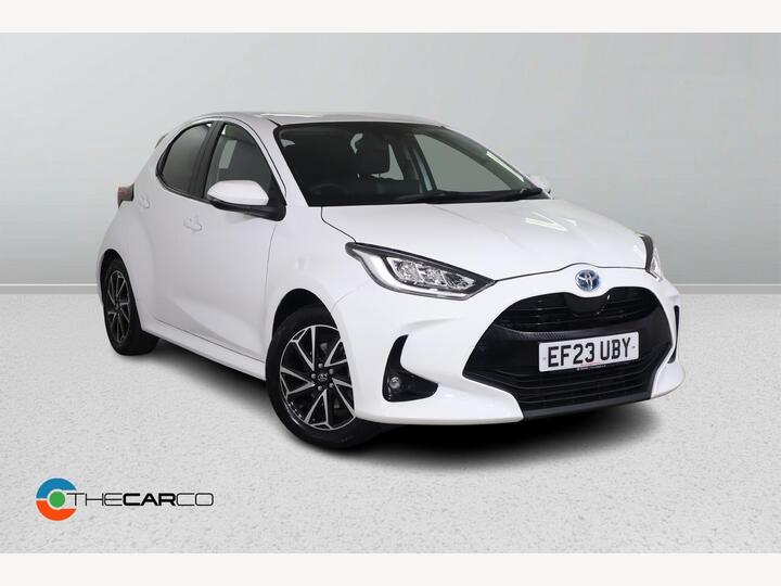 Toyota Yaris 1.5 VVT-h Design E-CVT Euro 6 (s/s) 5dr