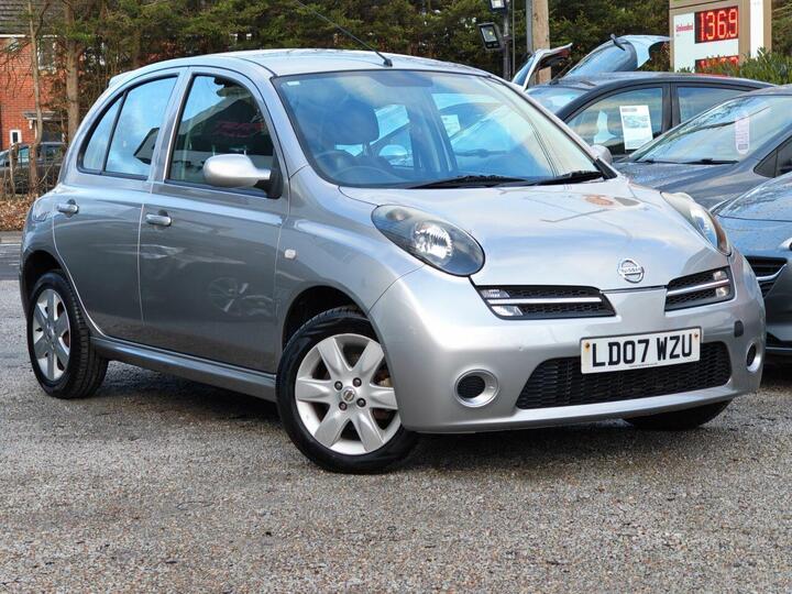 Nissan MICRA 1.2 16v Activ Red 5dr