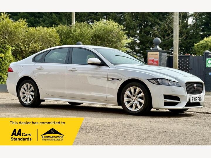 Jaguar XF 2.0d R-Sport Euro 6 (s/s) 4dr