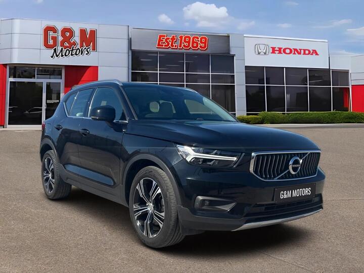 Volvo XC40 2.0 B4 MHEV Inscription Pro Auto Euro 6 (s/s) 5dr