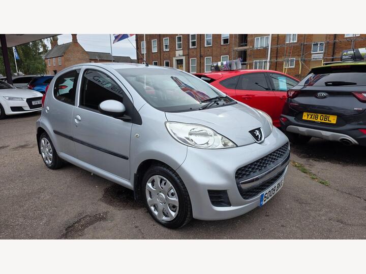 Peugeot 107 1.0 12V Urban 2 Tronic Euro 4 5dr