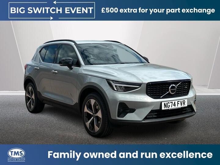 Volvo XC40 2.0 B4 MHEV Plus Dark DCT Auto Euro 6 (s/s) 5dr