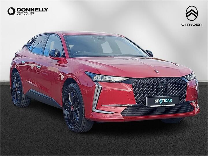 DS AUTOMOBILES Ds 4 1.6 E-TENSE 12.4kWh Performance Line EAT8 Euro 6 (s/s) 5dr