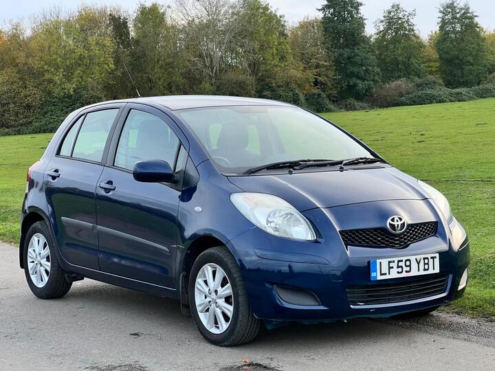 Toyota Yaris 1.33 Dual VVT-i TR Euro 4 (s/s) 5dr Toyota Yaris 1.33 Dual VVT-i TR Euro 4 (s/s) 5dr