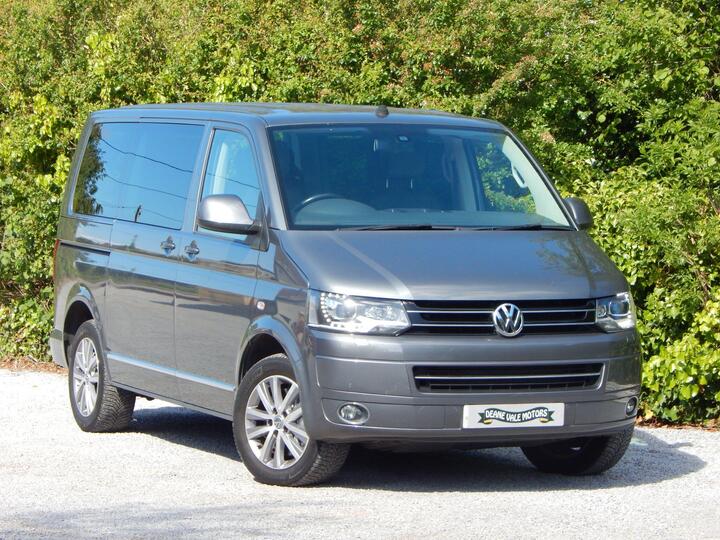 Volkswagen Caravelle 2.0 BiTDI Business DSG 4Motion Euro 5 5dr