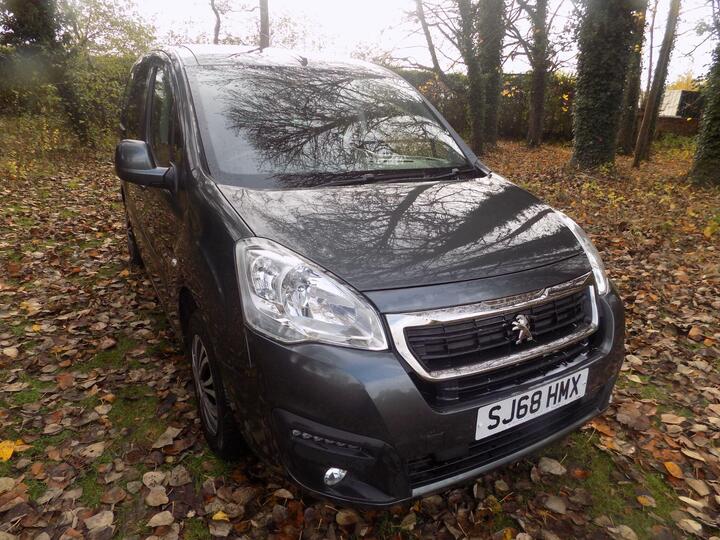 Peugeot Partner Tepee 1.6 BlueHDi Active ETG Euro 6 (s/s) 5dr