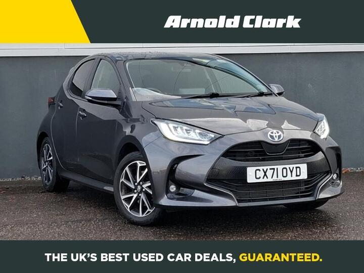 Toyota Yaris 1.5 VVT-h Design E-CVT Euro 6 (s/s) 5dr Toyota Yaris 1.5 VVT-h Design E-CVT Euro 6 (s/s) 5dr