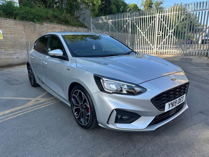 Ford FOCUS 1.0T EcoBoost ST-Line X Euro 6 (s/s) 5dr