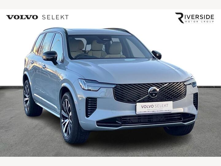 Volvo XC90 2.0 B5 MHEV Plus Auto 4WD Euro 6 (s/s) 5dr