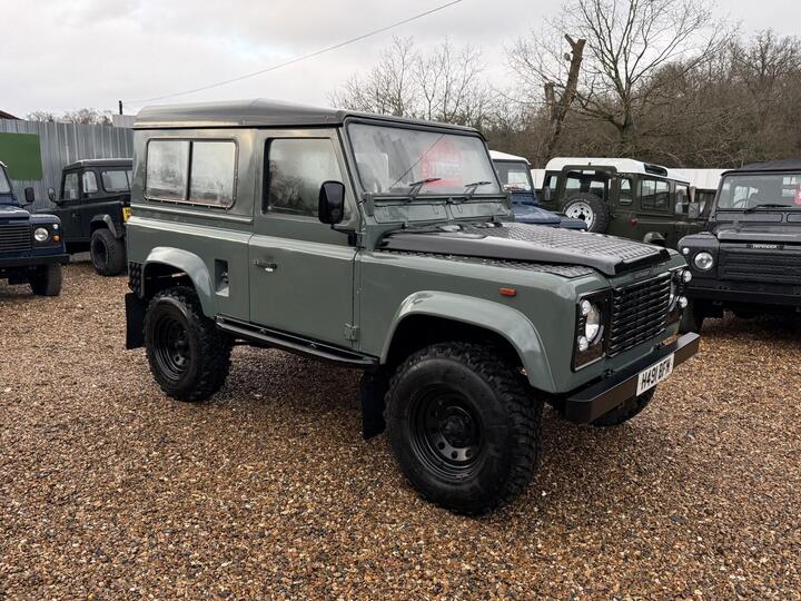 Land Rover DEFENDER 90 2.5 TDi Station Wagon 3dr
