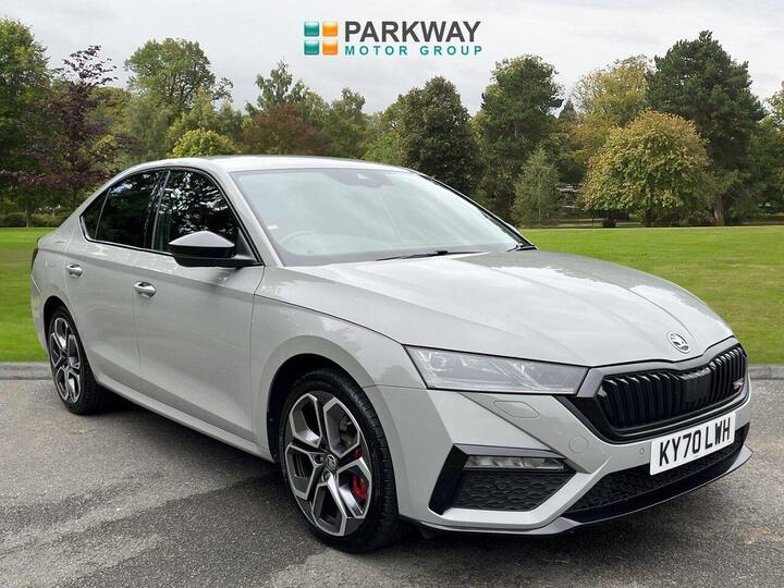 Skoda Octavia 1.4 TSI IV 13kWh VRS DSG Euro 6 (s/s) 5dr Skoda Octavia 1.4 TSI IV 13kWh VRS DSG Euro 6 (s/s) 5dr