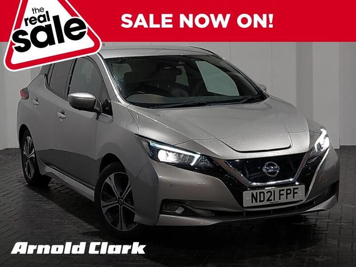 Nissan Leaf 40kWh N-Connecta Auto 5dr Nissan Leaf 40kWh N-Connecta Auto 5dr