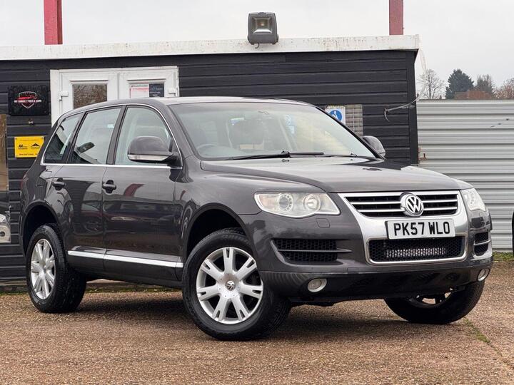 Volkswagen TOUAREG 2.5 TDI DPF SE 5dr