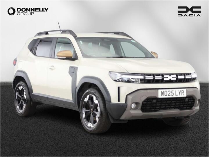Dacia Duster 1.6 Hybrid EXTREME Auto Euro 6 (s/s) 5dr Dacia Duster 1.6 Hybrid EXTREME Auto Euro 6 (s/s) 5dr