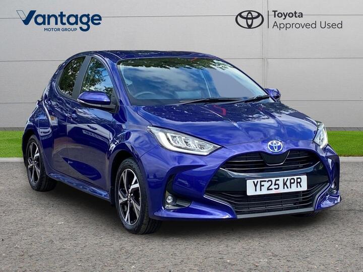 Toyota Yaris 1.5 VVT-h Design E-CVT Euro 6 (s/s) 5dr