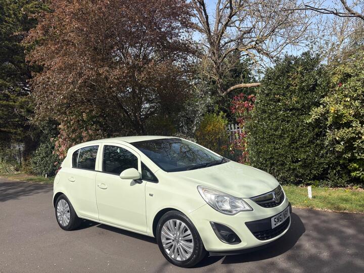 Vauxhall Corsa 1.2 16V Excite Euro 5 5dr (A/C)