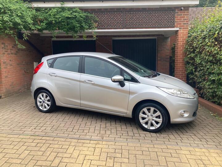 Ford Fiesta 1.25 Zetec 5dr