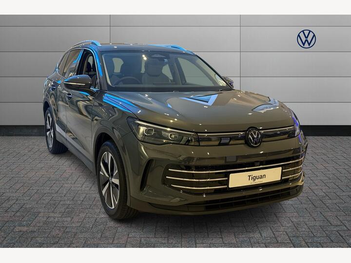 Volkswagen Tiguan 1.5 ETSI MHEV Elegance DSG Euro 6 (s/s) 5dr