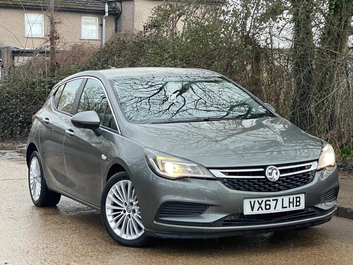 Vauxhall Astra 1.6 CDTi BlueInjection Tech Line Nav Euro 6 (s/s) 5dr