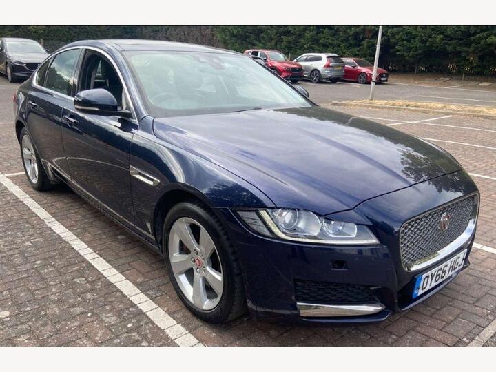 Jaguar XF 2.0d Portfolio Auto Euro 6 (s/s) 4dr