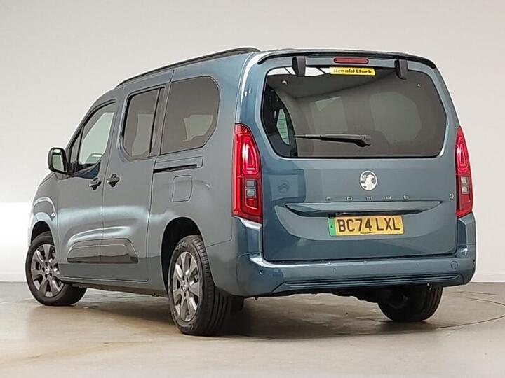 Vauxhall Combo Life Electric 52kWh Ultimate XL MPV Auto 5dr (7.4kW Charger)