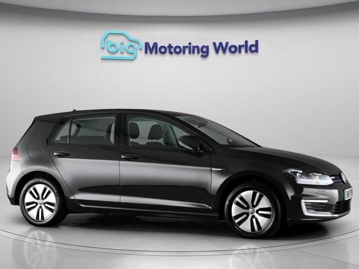 Volkswagen E-Golf 35.8kWh E-Golf Auto 5dr