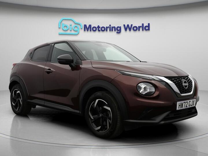 Nissan Juke 1.0 DIG-T N-Connecta Euro 6 (s/s) 5dr Nissan Juke 1.0 DIG-T N-Connecta Euro 6 (s/s) 5dr