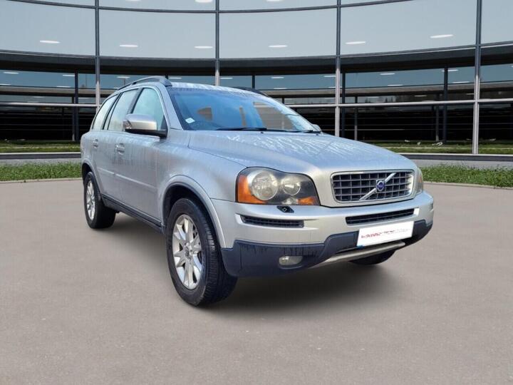 Volvo XC90 2.4 D5 SE Geartronic AWD 5dr