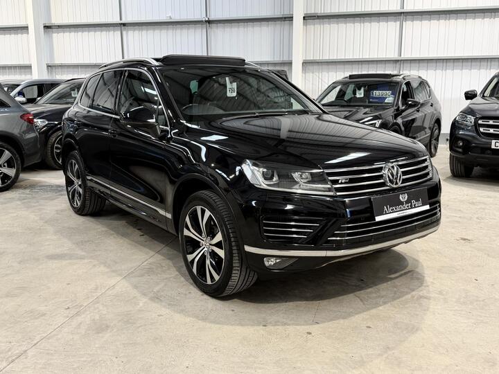 Volkswagen Touareg 3.0 TDI V6 BlueMotion Tech R-Line Tiptronic 4WD Euro 6 (s/s) 5dr
