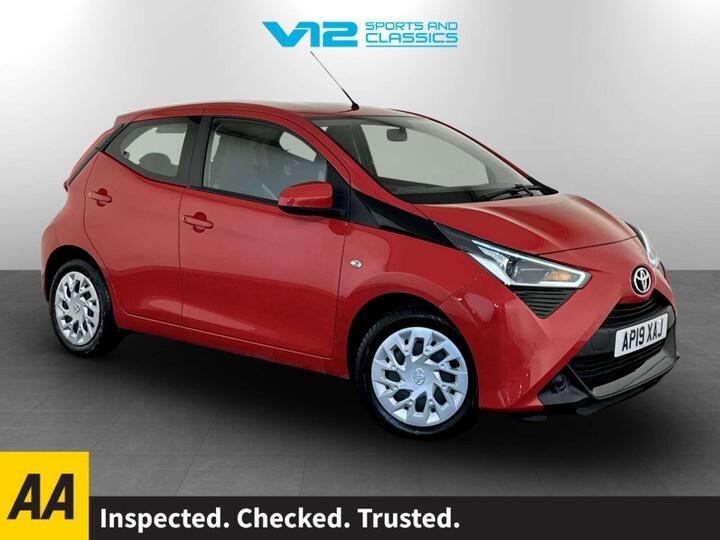 Toyota AYGO 1.0 VVT-i X-play X-shift Euro 6 5dr