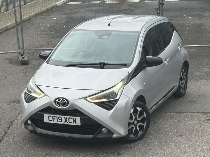 Toyota AYGO 1.0 VVT-i X-trend X-shift Euro 6 5dr (Safety Sense)