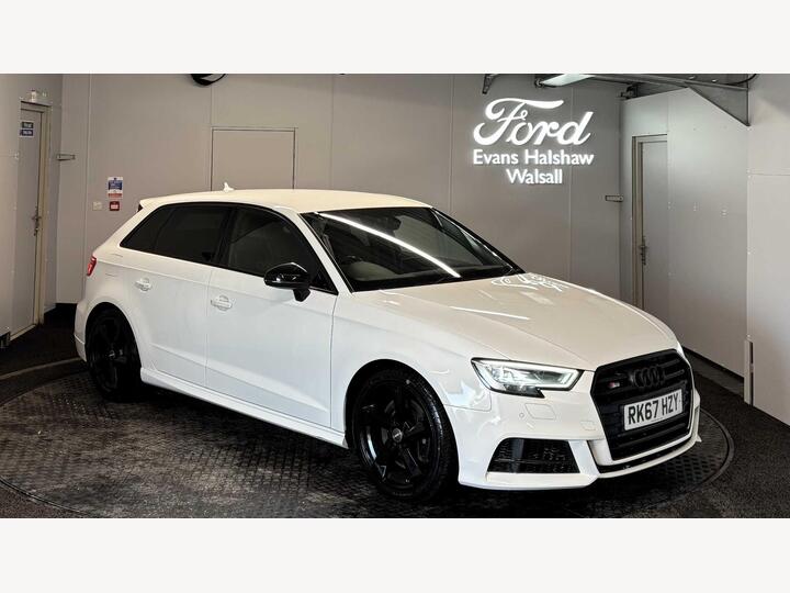Audi A3 SPORTBACK SPECIAL EDITIONS 2.0 TFSI Black Edition Sportback S Tronic Quattro Euro 6 (s/s) 5dr
