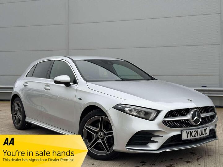Mercedes-Benz A-CLASS 1.3 A250e 15.6kWh AMG Line 8G-DCT Euro 6 (s/s) 5dr Mercedes-Benz A-CLASS 1.3 A250e 15.6kWh AMG Line 8G-DCT Euro 6 (s/s) 5dr
