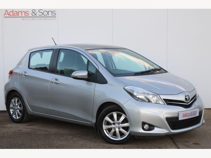 Toyota Yaris 1.33 Dual VVT-i T Spirit Euro 5 5dr