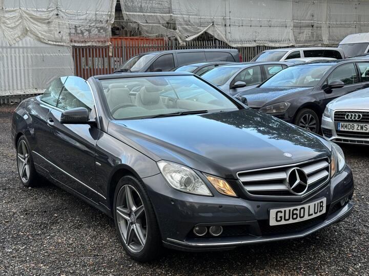 Mercedes-Benz E Class 1.8 E200 CGI BlueEfficiency SE Cabriolet Tiptronic Euro 5 (s/s) 2dr