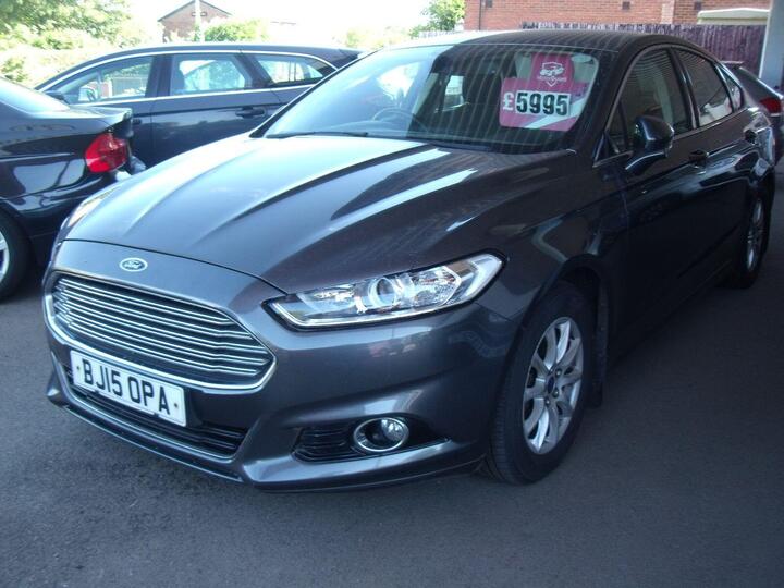 Ford Mondeo 1.6 TDCi ECOnetic Titanium Euro 5 (s/s) 5dr