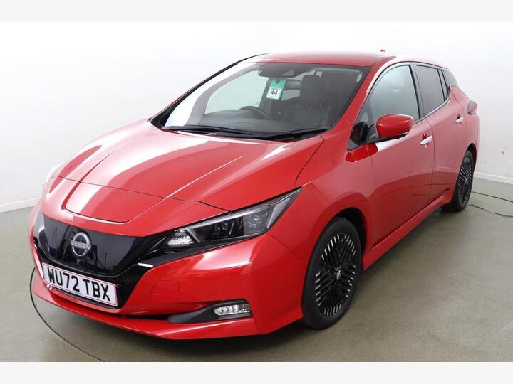 Nissan LEAF 39kWh Tekna Auto 5dr Nissan LEAF 39kWh Tekna Auto 5dr