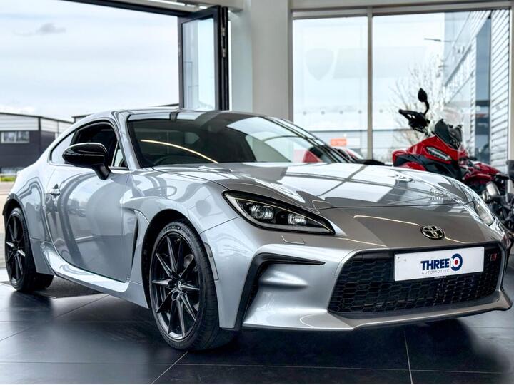 Toyota GR86 2.4 Boxer D-4S Euro 6 2dr