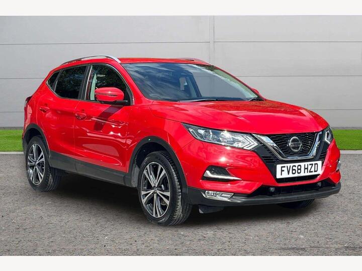 Nissan Qashqai 1.3 DIG-T N-Connecta Euro 6 (s/s) 5dr