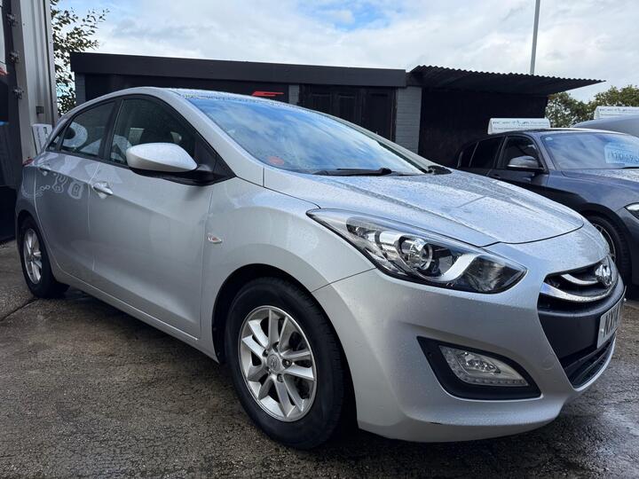 Hyundai I30 1.6 CRDi Active Auto Euro 5 5dr
