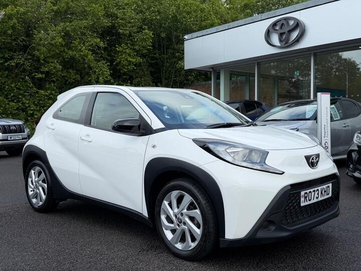 Toyota Aygo X 1.0 VVT-i Pure Euro 6 (s/s) 5dr